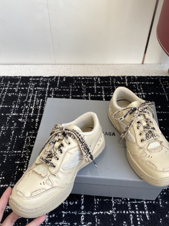 BL Hamptons Worn-Out BHW-8