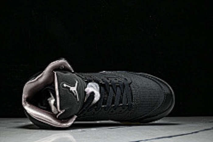 PSG x Air Jordan 5 “Off Noir” HQ3004-001