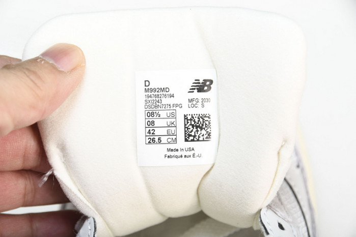 new balance 992 white silver m992md