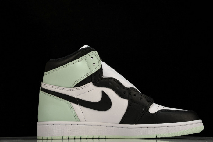 air jordan 1 retro high og nrg "igloo" 861428-100