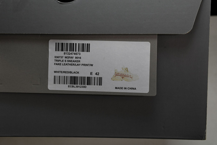 bl triple s trainers sneakers bts-18