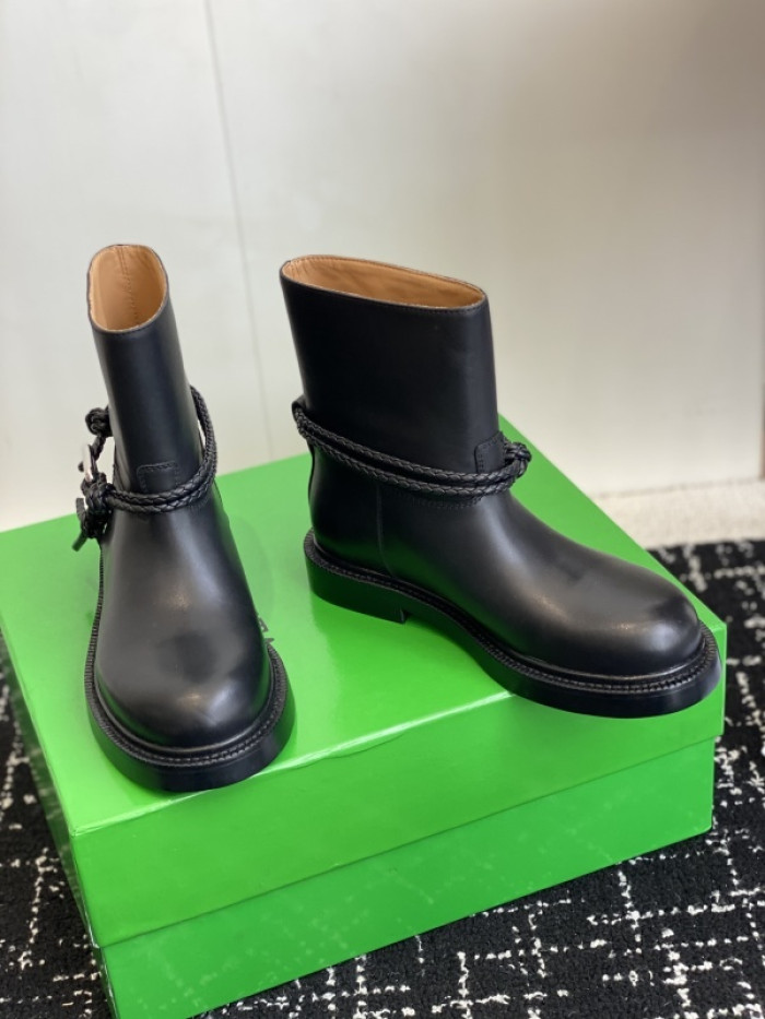 BOTEGA Ven*ta SHOES 2408303