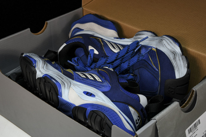 bl cargo sneakers w2mv1 1758