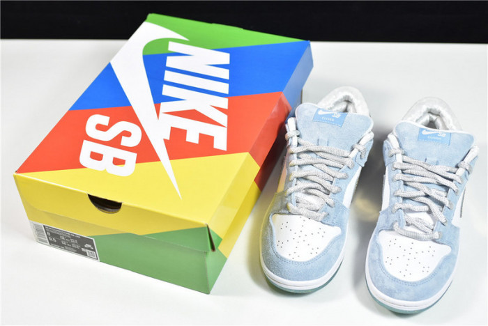 sean cliver x nike sb dunk low dc9936-100