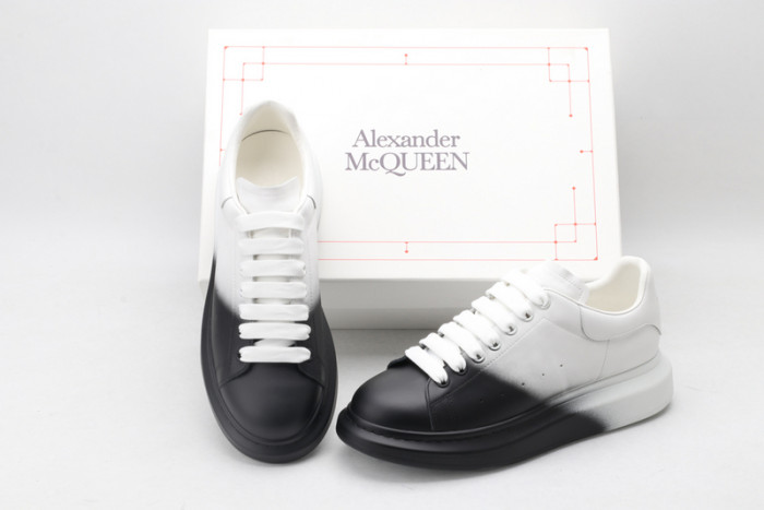 alex mcqu sneakers