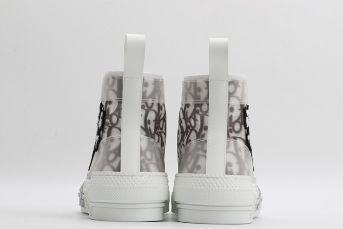 dr b23 homme kaws h903p165