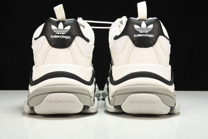 bl triple s trainers sneakers bts-04