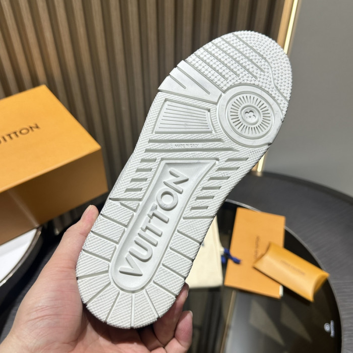 LOVT SNEAKER lv-251