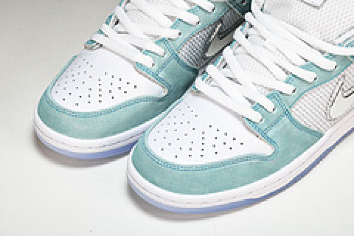 nike sb dunk low april skateboards fd2562-400