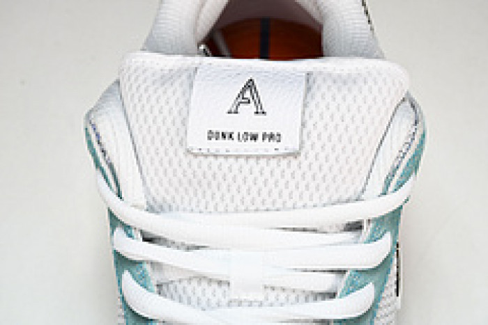 nike sb dunk low april skateboards fd2562-400