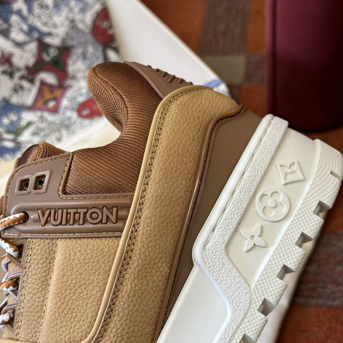 LOVT SNEAKER lv-214