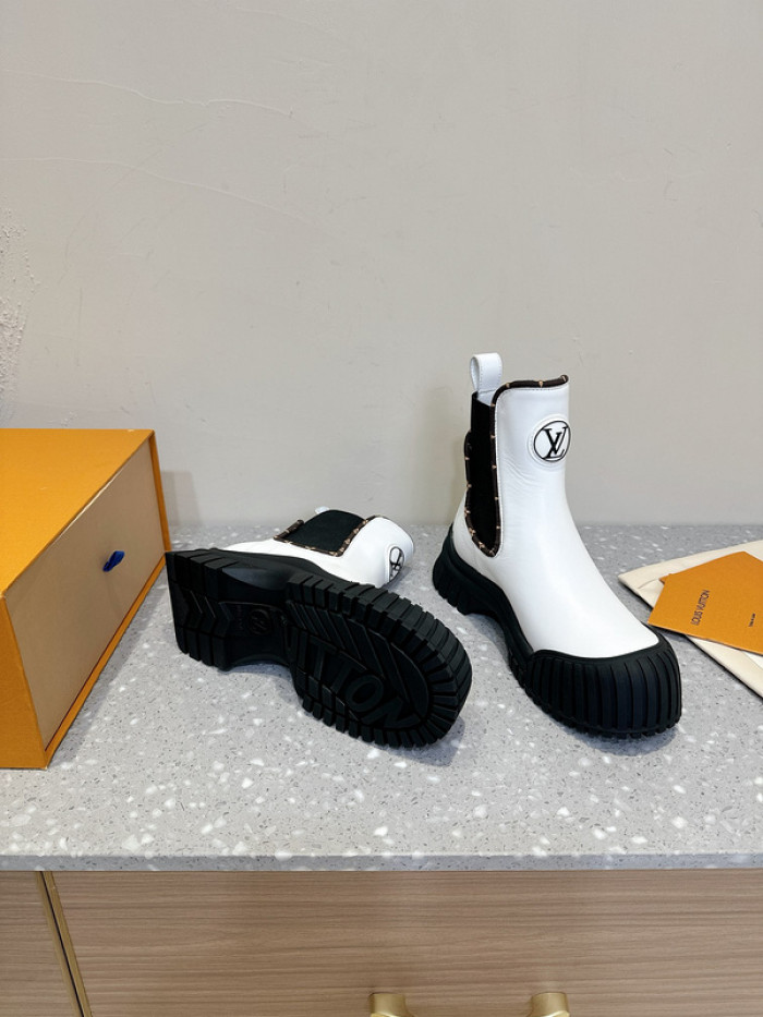 LOVT BOOTS L0-35
