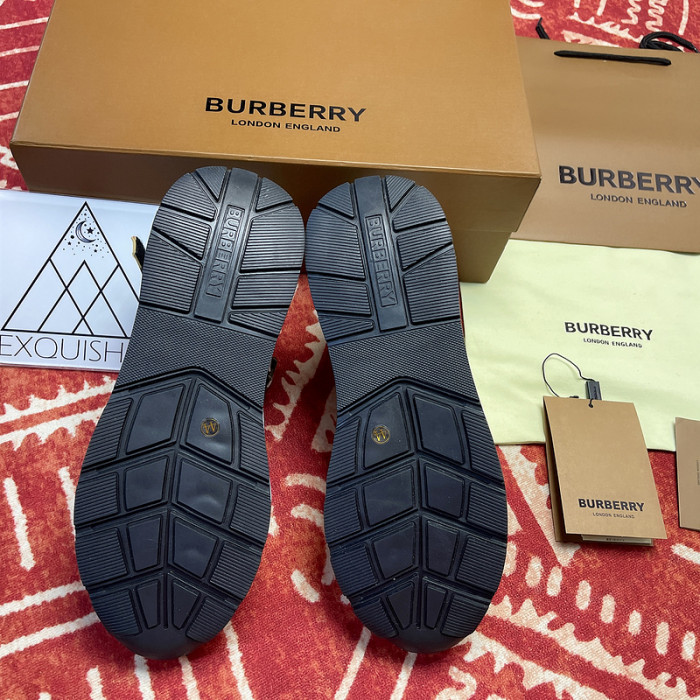 BUBERY SNEAKER