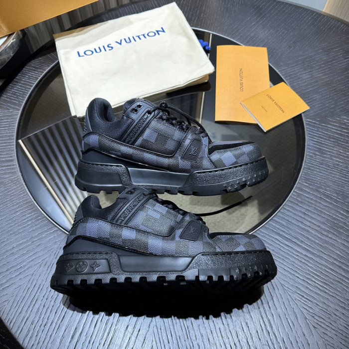 LOVT SNEAKER lv-300
