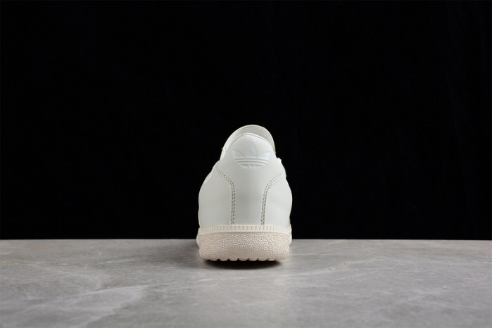 ad low-top sneaker 2303139