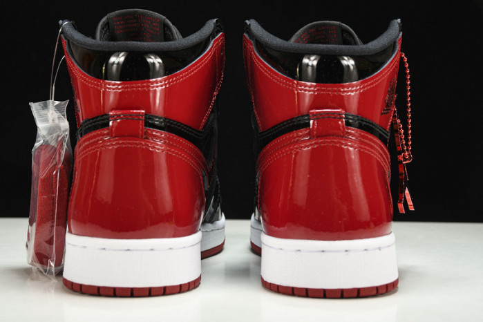 air jordan 1 high og “bred patent” 555088-063