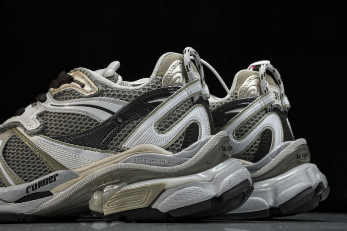 bl track trainers sneakers 779066-w3rbxp-2000