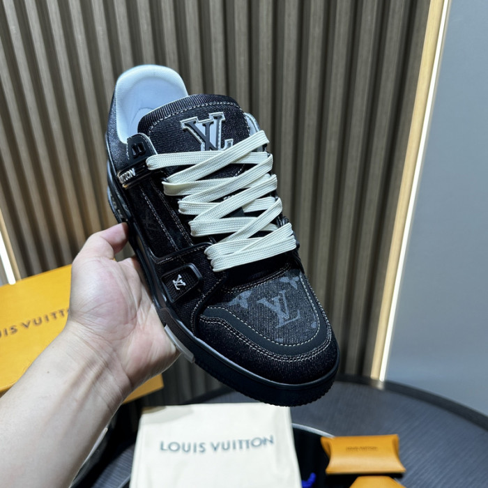 LOVT SNEAKER lv-303