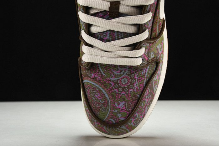 nike sb dunk low “paisley” dh7534-200