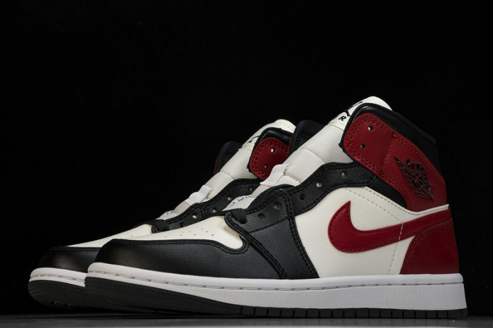 air jordan 1 mid “black toe” bq6472-160