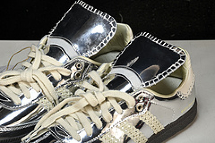 ad low-top sneaker 240506001