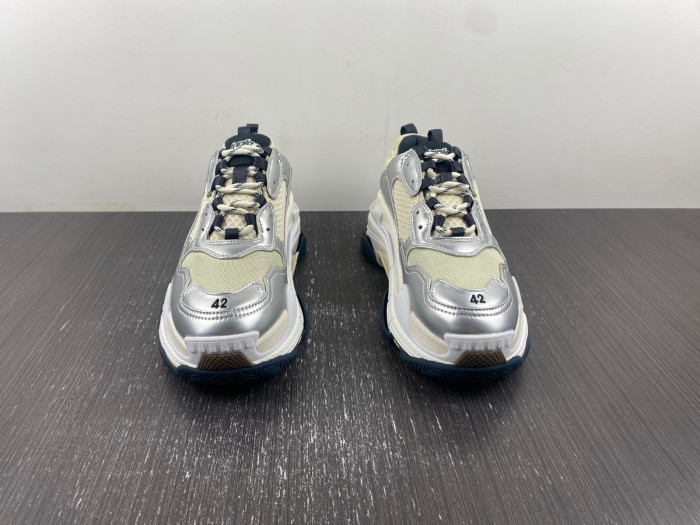 bl triple s trainers sneakers bts-16