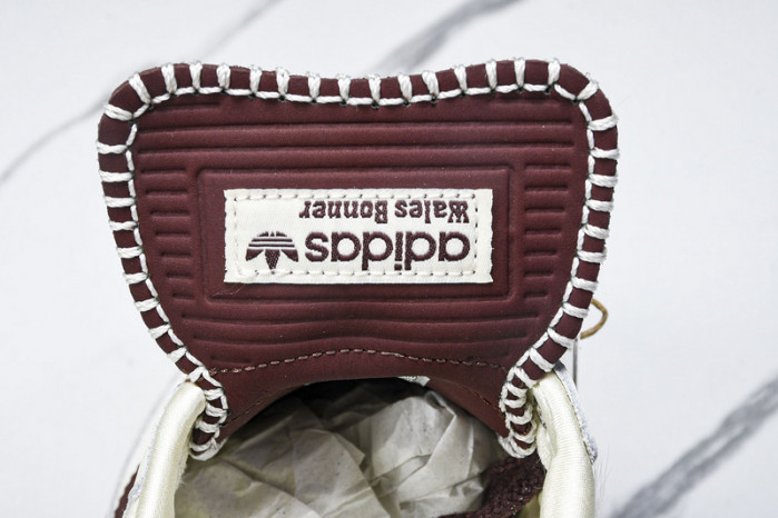 ad low-top sneaker gazelle indoor ie0586