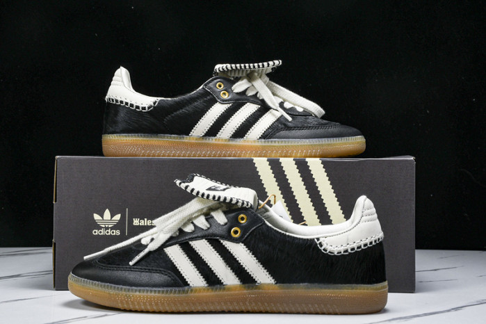 ad low-top sneaker gazelle indoor ie0580