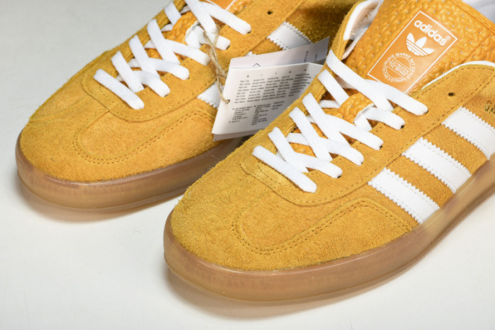 ad low-top sneaker gazelle indoor hq8716