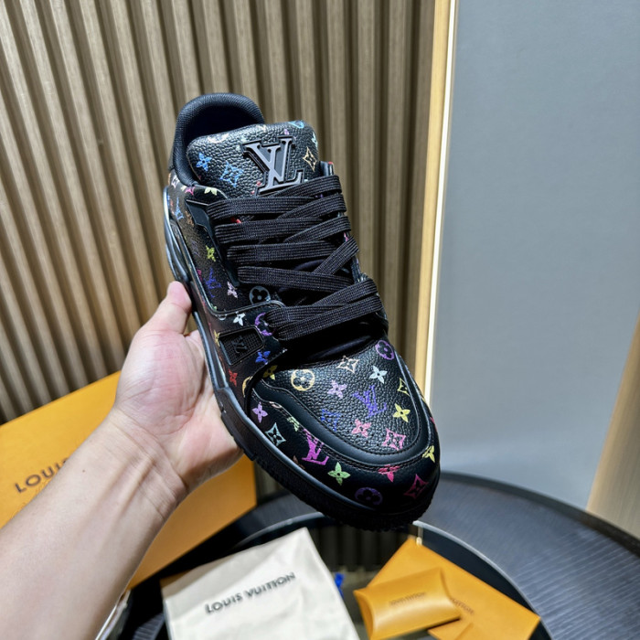 LOVT SNEAKER lv-261