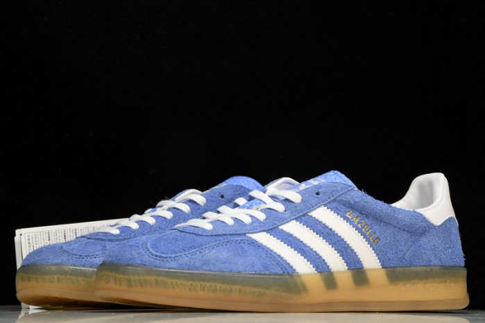 ad low-top sneaker gazelle indoor hq8717