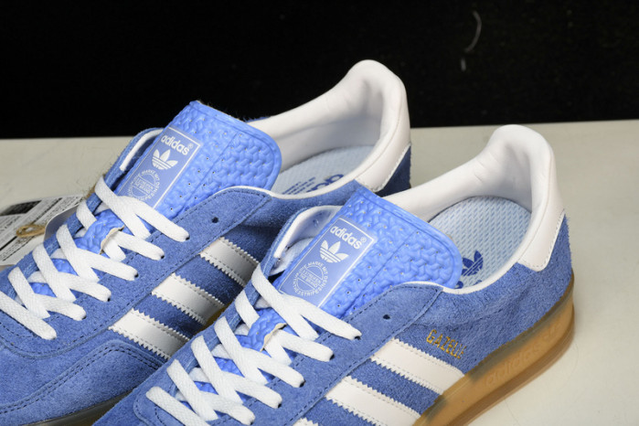 ad low-top sneaker gazelle indoor hq8717