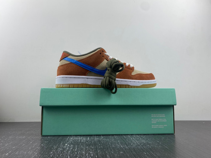 nike sb dunk low corduroy dusty peach bq6817-201