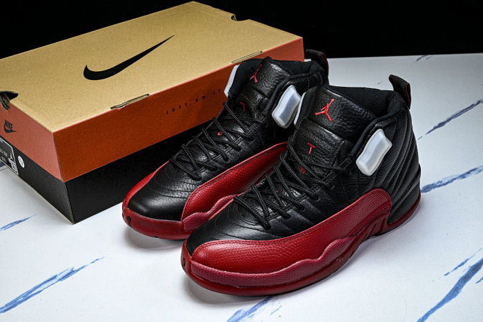 (2025) AIR JORDAN 12 Flu Game CT8013-002