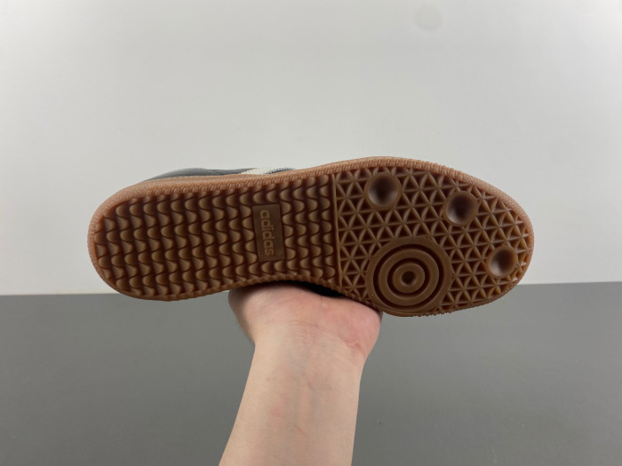 ad low-top sneaker gazelle indoor id8707