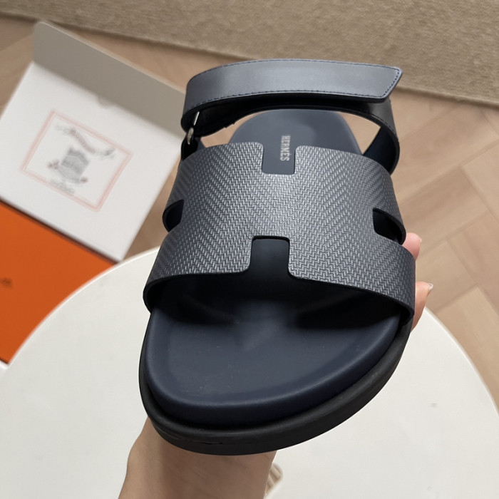 HER Slides 2405224 (dark blue)