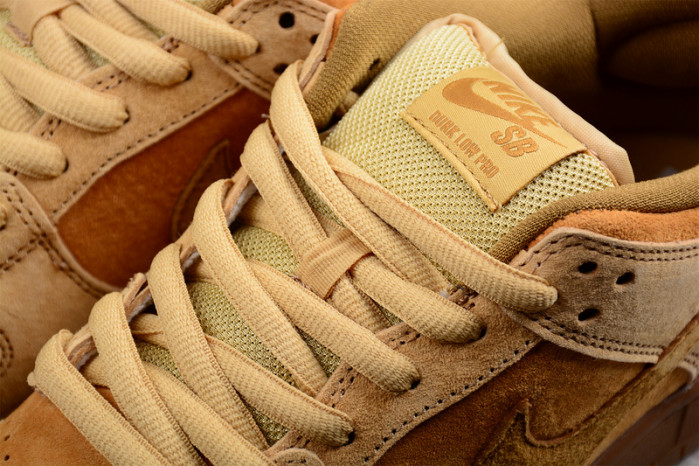 nike sb dunk low wheat 883232-700