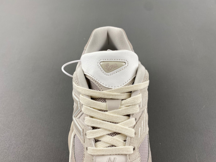New Balance 9060 Grey Moonbeam U9060MM