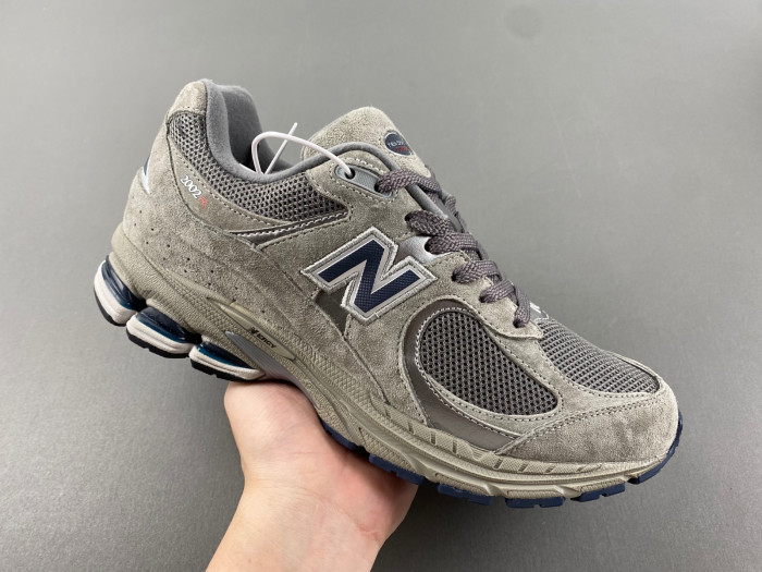 New Balance ML2002RA