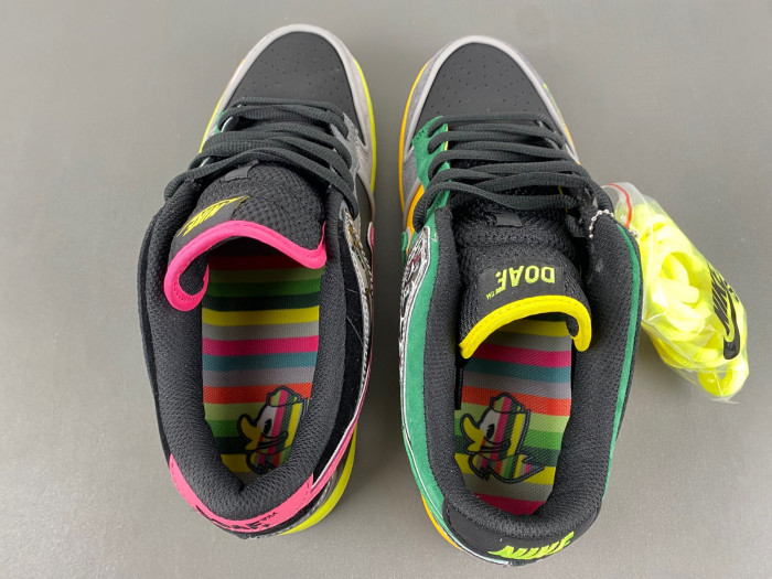 Nike Dunk Low What the Duck Away University of Oregon PE HV1454-001