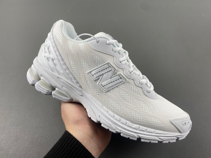New Balance U1906WFC