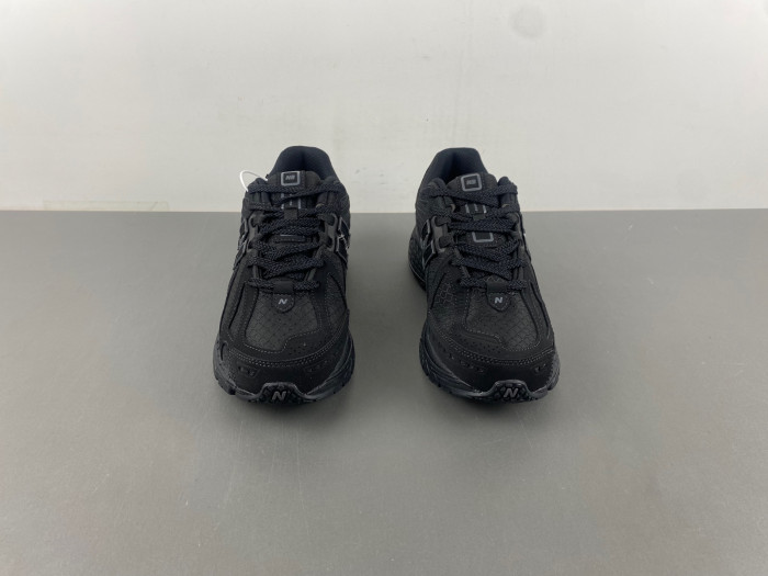 New Balance M1906RWF