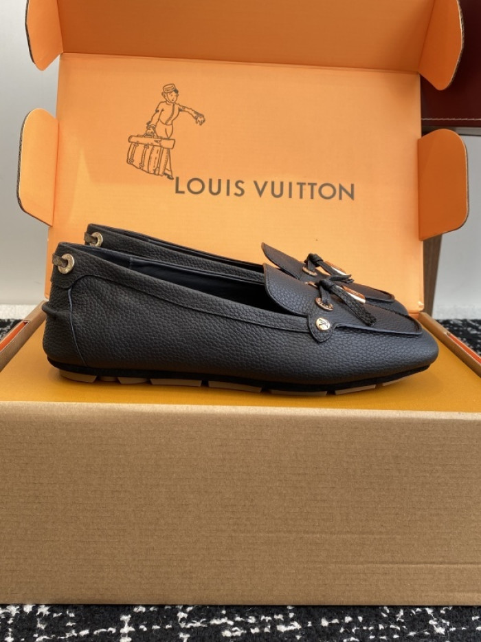 LOVT SNEAKER lv-384