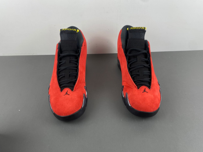 ( 2025 )Air Jordan 14 “Ferrari " IF5015-600