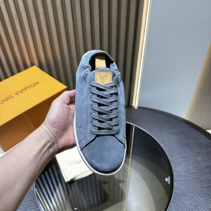 LOVT SNEAKER lv-404