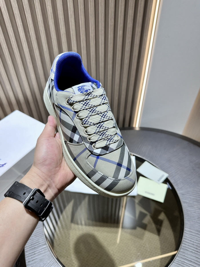BUBERY SNEAKER 23149
