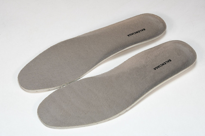 bl triple s trainers sneakers bts-02