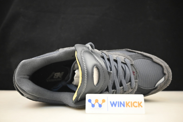 new balance 2002r protection pack phantom m2002rdb