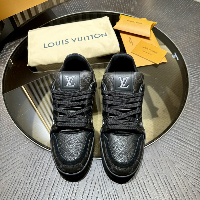 LOVT SNEAKER lv-206